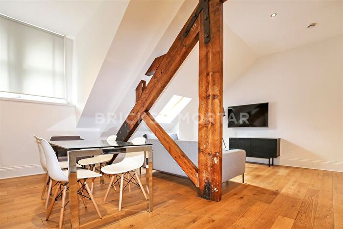 3 Bedroom Flat To Rent In Grainger Street, Newcastle Upon Tyne, NE1