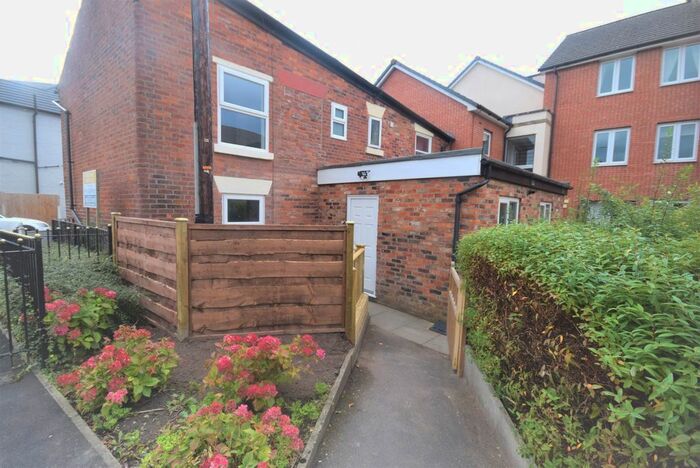 2 Bedroom Property To Rent In Station Road, Marple, Stockport SK6