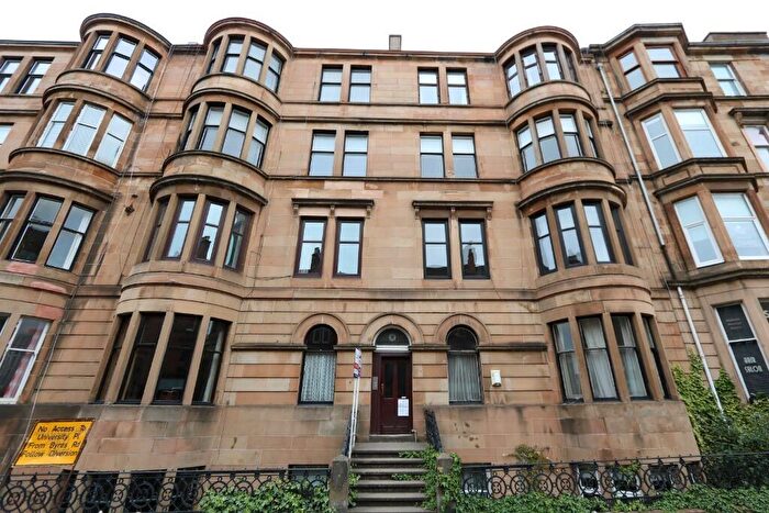 3 Bedroom Flat To Rent In Highburgh Road, Dowanhill, Glasgow, G12