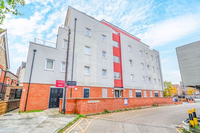 2 Bedroom Flat To Rent In Church Street, Walton-On-Thames, KT12