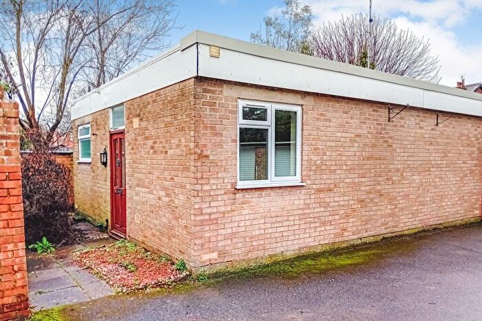 1 Bedroom Bungalow For Sale In The Porter's Lodge, Queen's Court, Queen's Road, Cheltenham, GL50