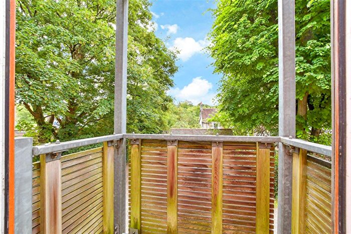 4 Bedroom Terraced House For Sale In London Road, Brighton, East Sussex, BN1