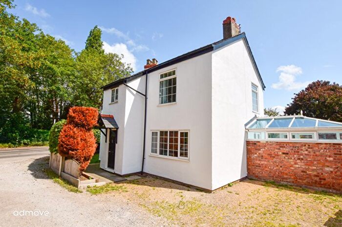 3 Bedroom Semi-Detached House For Sale In Fletchers Lane, Lymm, WA13