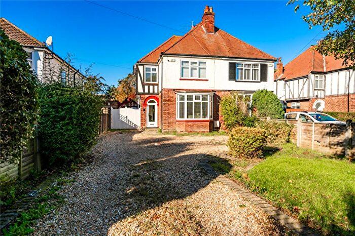 3 Bedroom Semi-Detached House For Sale In Scartho Road, Grimsby, North East Lincs, DN33