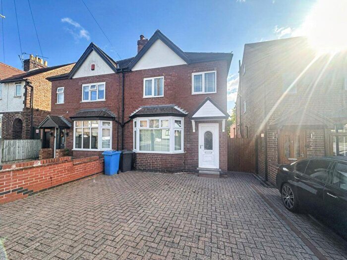 3 Bedroom Semi-Detached House To Rent In Beech Avenue, Sandiacre, NG10