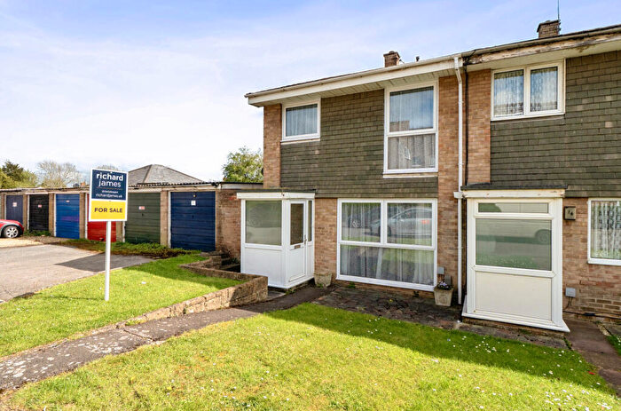 3 Bedroom End Of Terrace House For Sale In Sandgate, Stratton St Margaret, Swindon, SN3
