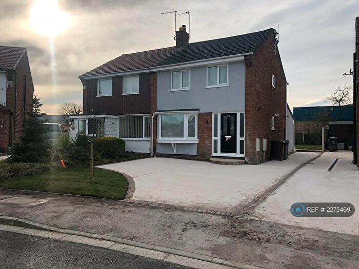 3 Bedroom Semi-Detached House To Rent In Stockdale Crescent, Bamber Bridge, Preston, PR5