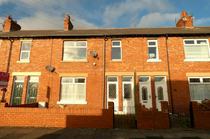 2 Bedroom Flat To Rent In Park View, Ashington, Northumberland, NE63