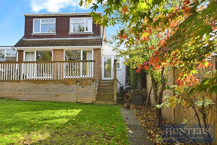 3 Bedroom Detached House For Sale In Belmont Grove, Rawdon, Leeds, LS19