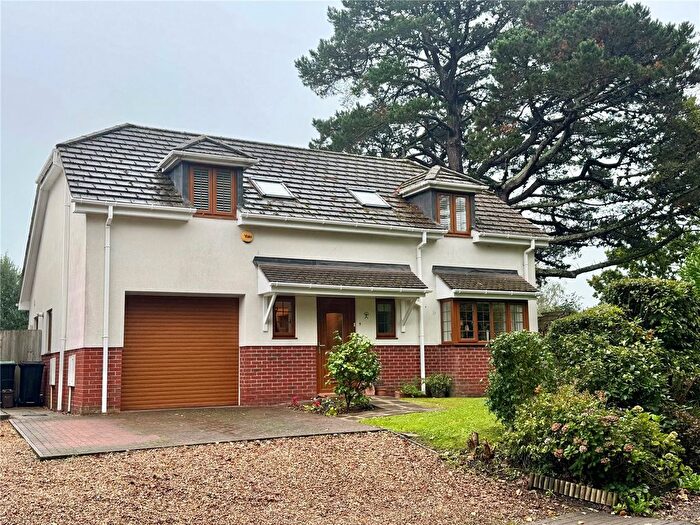 4 Bedroom Detached House For Sale In Golden Hill Cottages, Hare Lane, Hordle, Hampshire, SO41