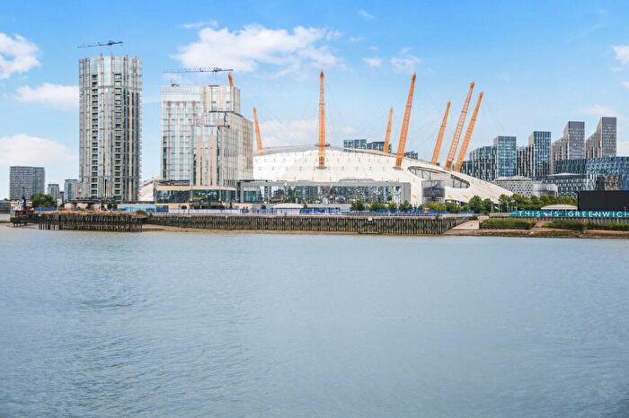 1 Bedroom Flat To Rent In Coldharbour, London, E14