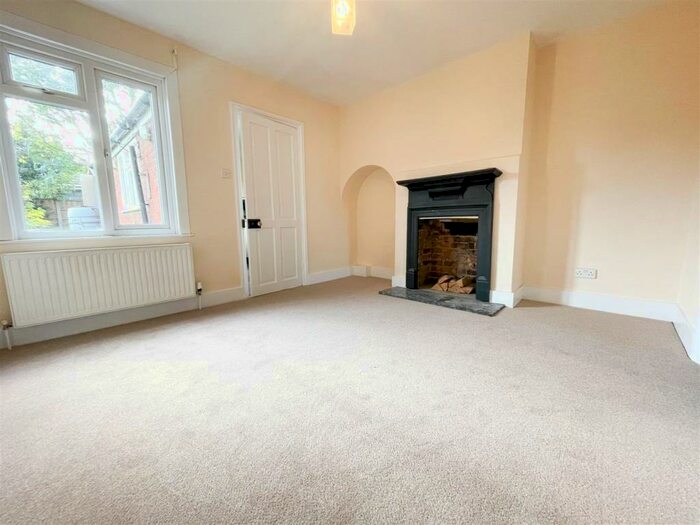4 Bedroom House To Rent In Malting Lane, Orsett, Grays, RM16