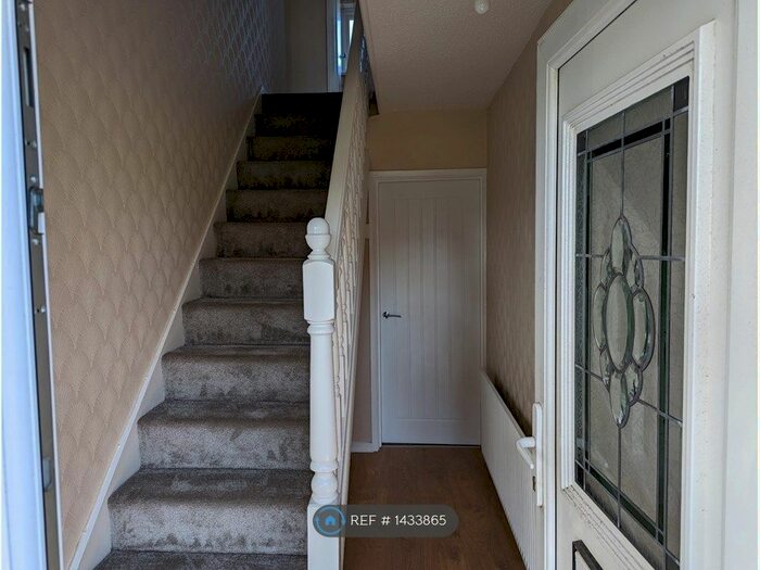 2 Bedroom End Of Terrace House To Rent In Poplar Avenue, Runcorn, WA7