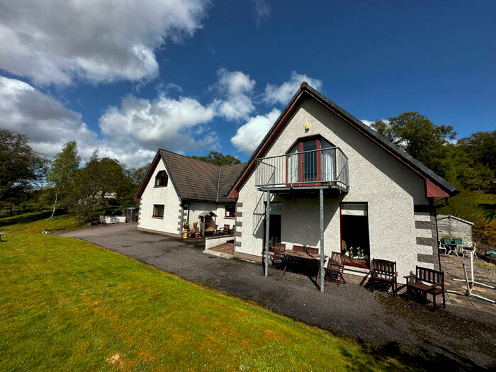 5 Bedroom Detached House For Sale In Soilsean, Tomatin, Inverness, IV13