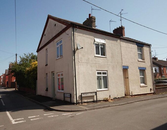 3 Bedroom End Of Terrace House For Sale In North Road, Earls Barton, Northampton, NN6