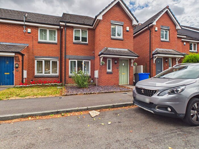 3 Bedroom End Of Terrace House For Sale In Warrington Street, Fenton, ST4