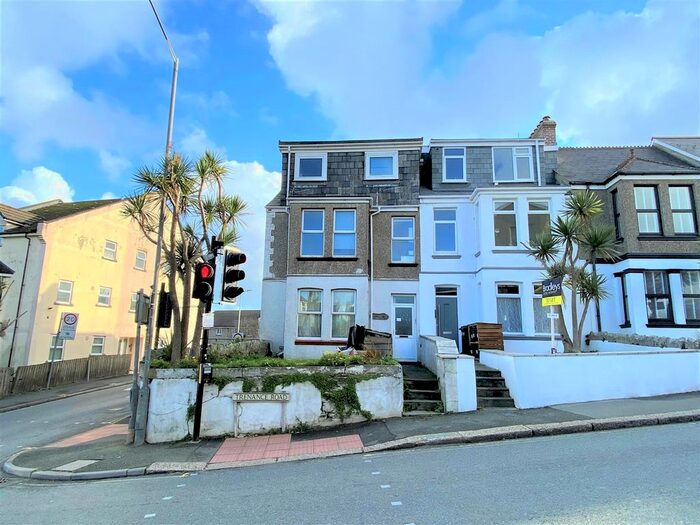 2 Bedroom Flat To Rent In Trenance Road, Newquay, TR7