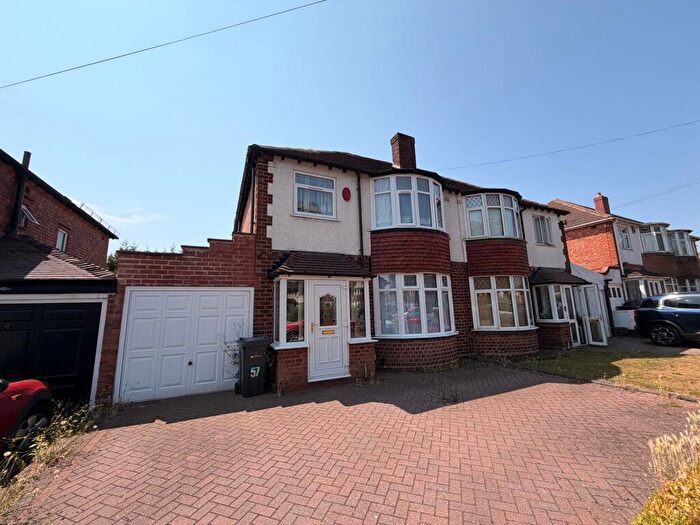 3 Bedroom Semi-Detached House To Rent In Kings Road, Sutton Coldfield, B73