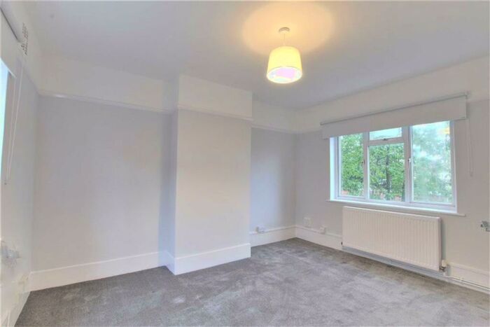 1 Bedroom Flat To Rent In Hawthorne Court, Northwood Hills, HA6