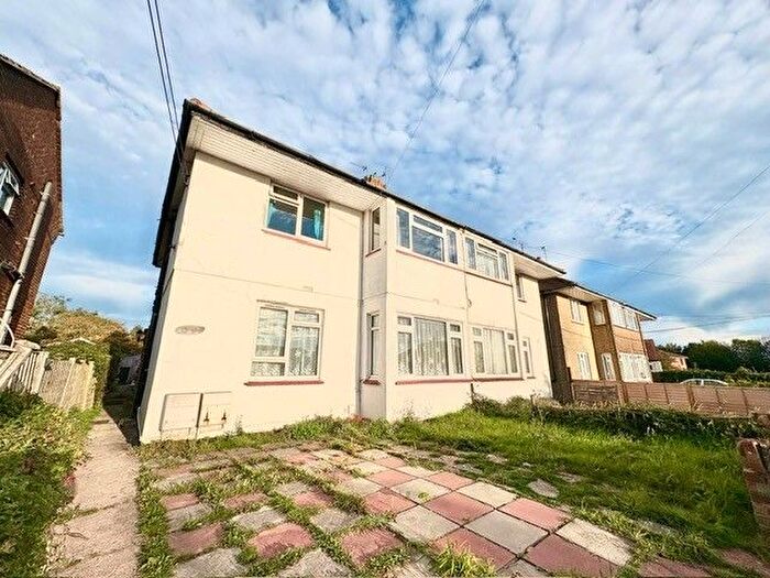 2 Bedroom Flat To Rent In Gilda Crescent, Polegate, BN26