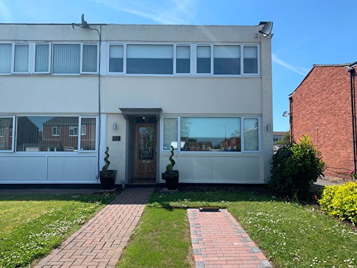 3 Bedroom Property To Rent In Berwood Grove, Solihull, B92