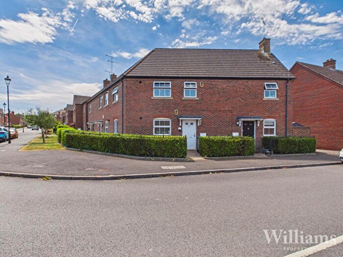 2 Bedroom Flat For Sale In Arncott Way, Aylesbury, HP19
