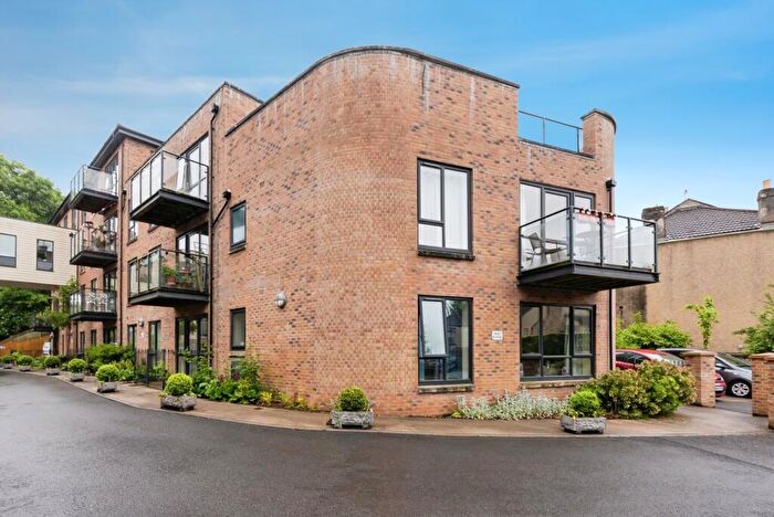 2 Bedroom Flat For Sale In Station Avenue, Channons Hill, Bristol, Somerset, BS16