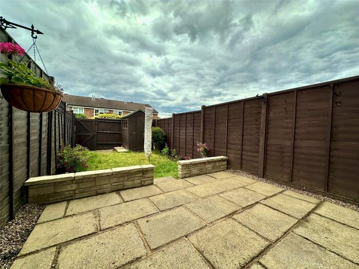 2 Bedroom Terraced House For Sale In Cherrytree Close, Owlsmoor, Sandhurst, Berkshire, GU47