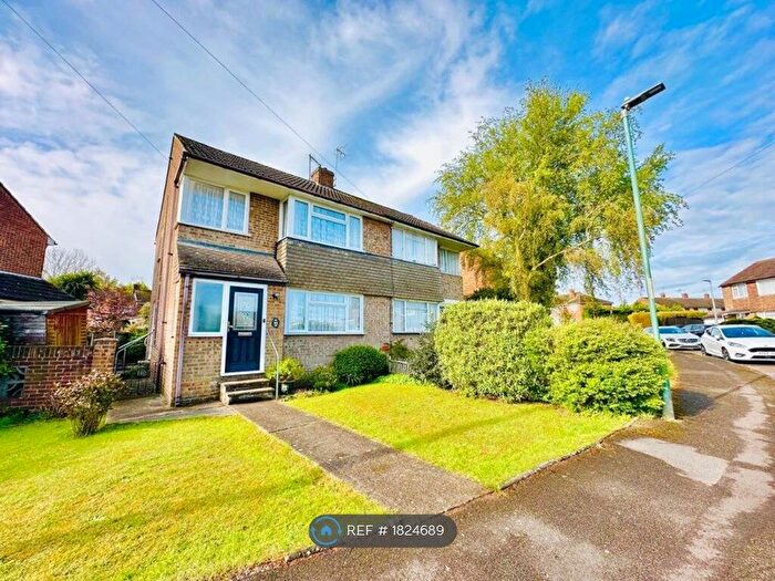 3 Bedroom Semi-Detached House To Rent In Windermere Drive, Gillingham, ME8