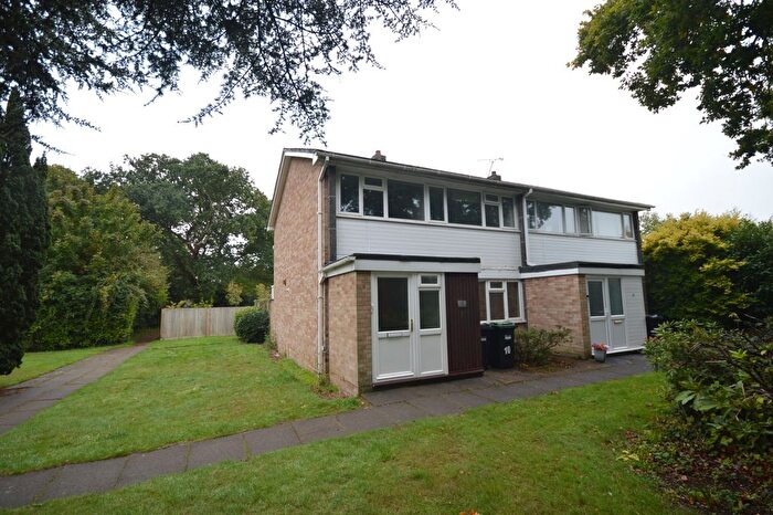 3 Bedroom Semi-Detached House To Rent In Oxey Close, New Milton, Hampshire, BH25