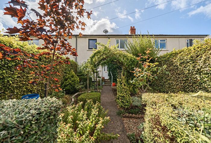 2 Bedroom Terraced House For Sale In Summer Street, Stroud, Gloucestershire, GL5