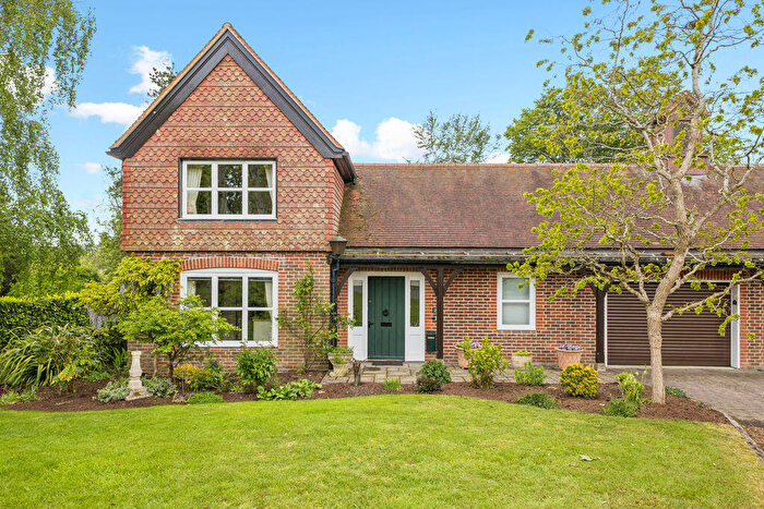 2 Bedroom Retirement Property For Sale In St Lukes Court, Hyde Lane, Marlborough, SN8