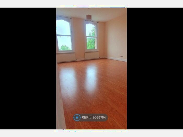 2 Bedroom Flat To Rent In Sydenham, London, SE26