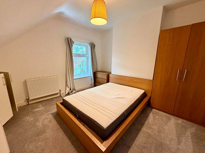 1 Bedroom Apartment To Rent In Chatham Grove, West Didsbury, M20