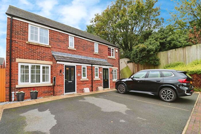 3 Bedroom Semi-Detached House For Sale In Ashton Way, Bromborough, CH62