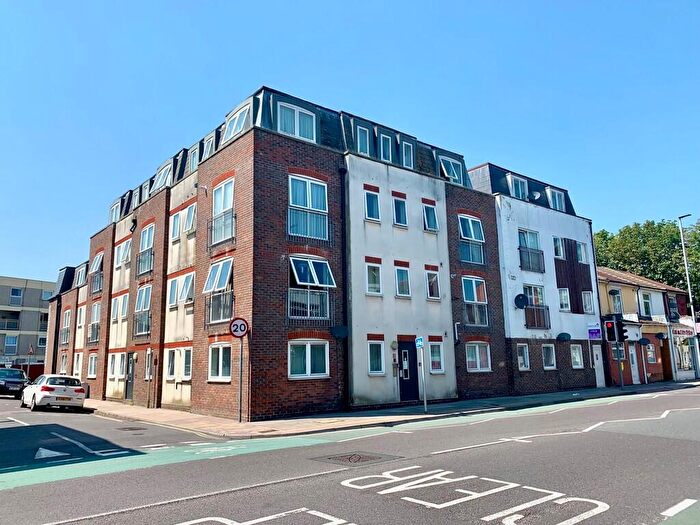 1 Bedroom Apartment To Rent In Stamford Street, Portsmouth, PO1
