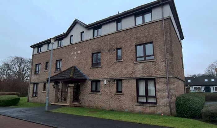 2 Bedroom Flat To Rent In College Gate, Bearsden, G61