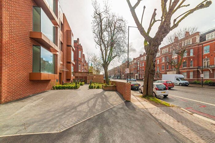3 Bedroom Flat To Rent In Viridium Apartments, Hampstead, London, NW3