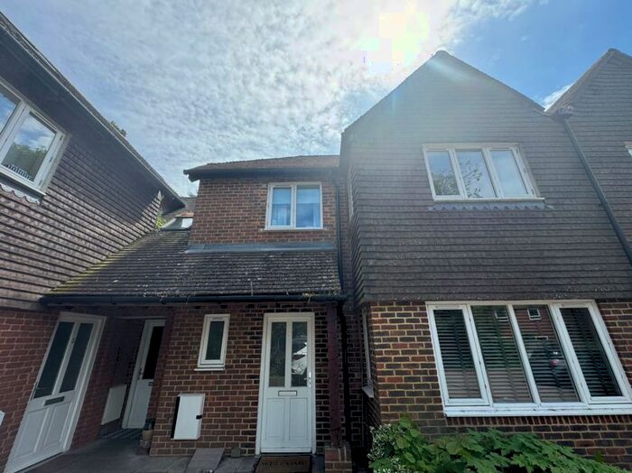 2 Bedroom Terraced House To Rent In Caxton Court, Haslemere, GU27