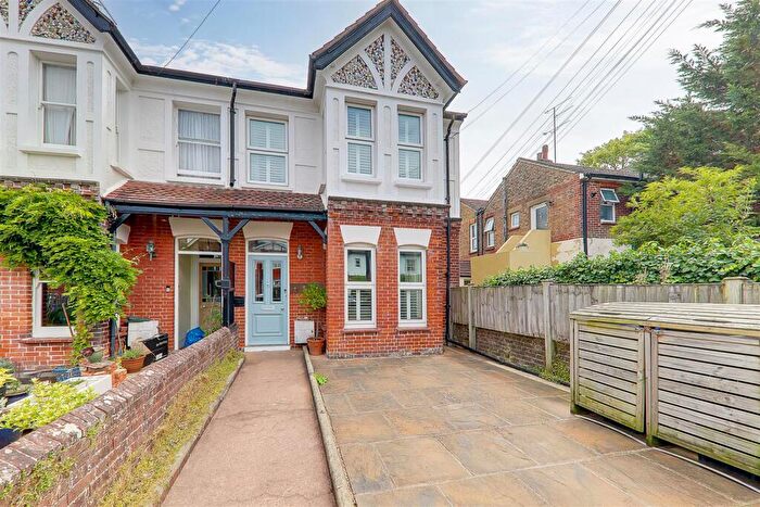 4 Bedroom End Of Terrace House For Sale In Harrow Road, Worthing, BN11