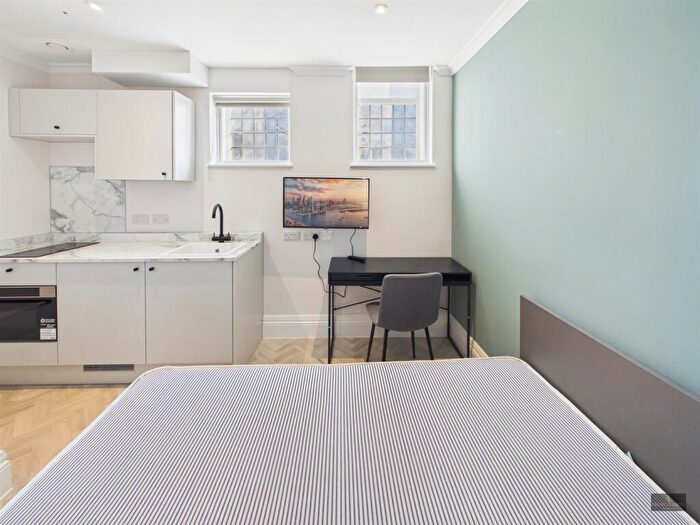 1 Bedroom Flat To Rent In Brights House, Bournemouth, BH1