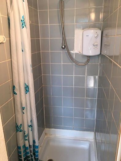 Studio To Rent In Callcott Road, London, NW6