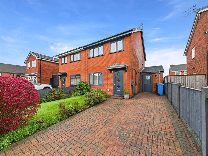4 Bedroom Semi-Detached House For Sale In Mines Avenue, Prescot, Knowsley, L34