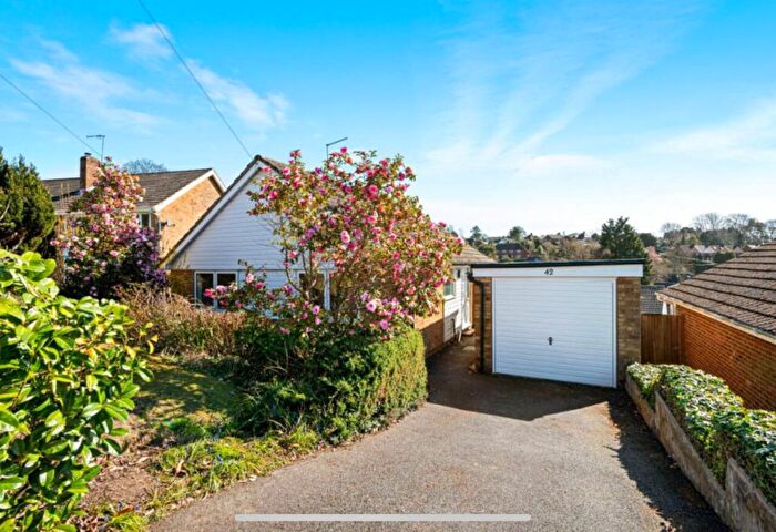 2 Bedroom Bungalow To Rent In Jonas Drive, Wadhurst, East Sussex, TN5