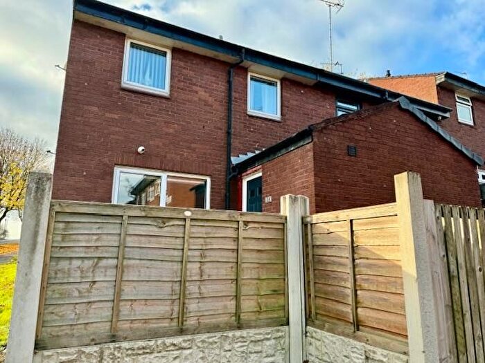 3 Bedroom End Of Terrace House To Rent In Coal Hill Green, Rodley, Leeds, LS13