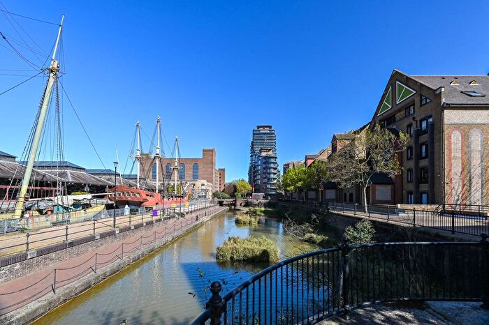 Studio To Rent In Discover Walk, Wapping, London, E1W