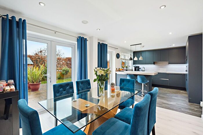 4 Bedroom Detached House For Sale In Mcnaughton Court, Stirling, FK8