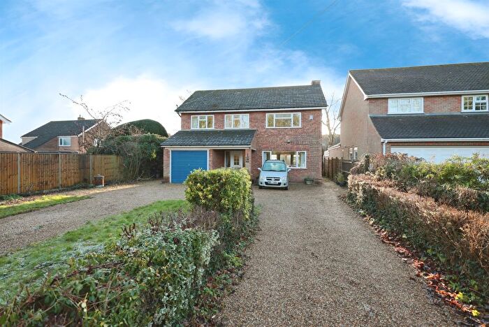 4 Bedroom Detached House For Sale In Lye Green Road, Chesham, HP5