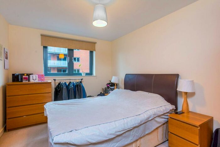 1 Bedroom Flat To Rent In Chapter Way, Colliers Wood, London, SW19