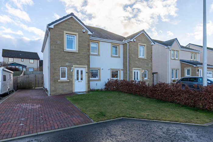 3 Bedroom Semi-Detached House For Sale In Cheviot Road, Auchterarder, PH3